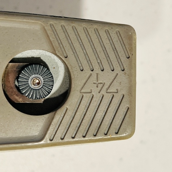 Vintage SWINGLINE 747 DESKTOP STAPLER Creamy Gray - Picture 5 of 7